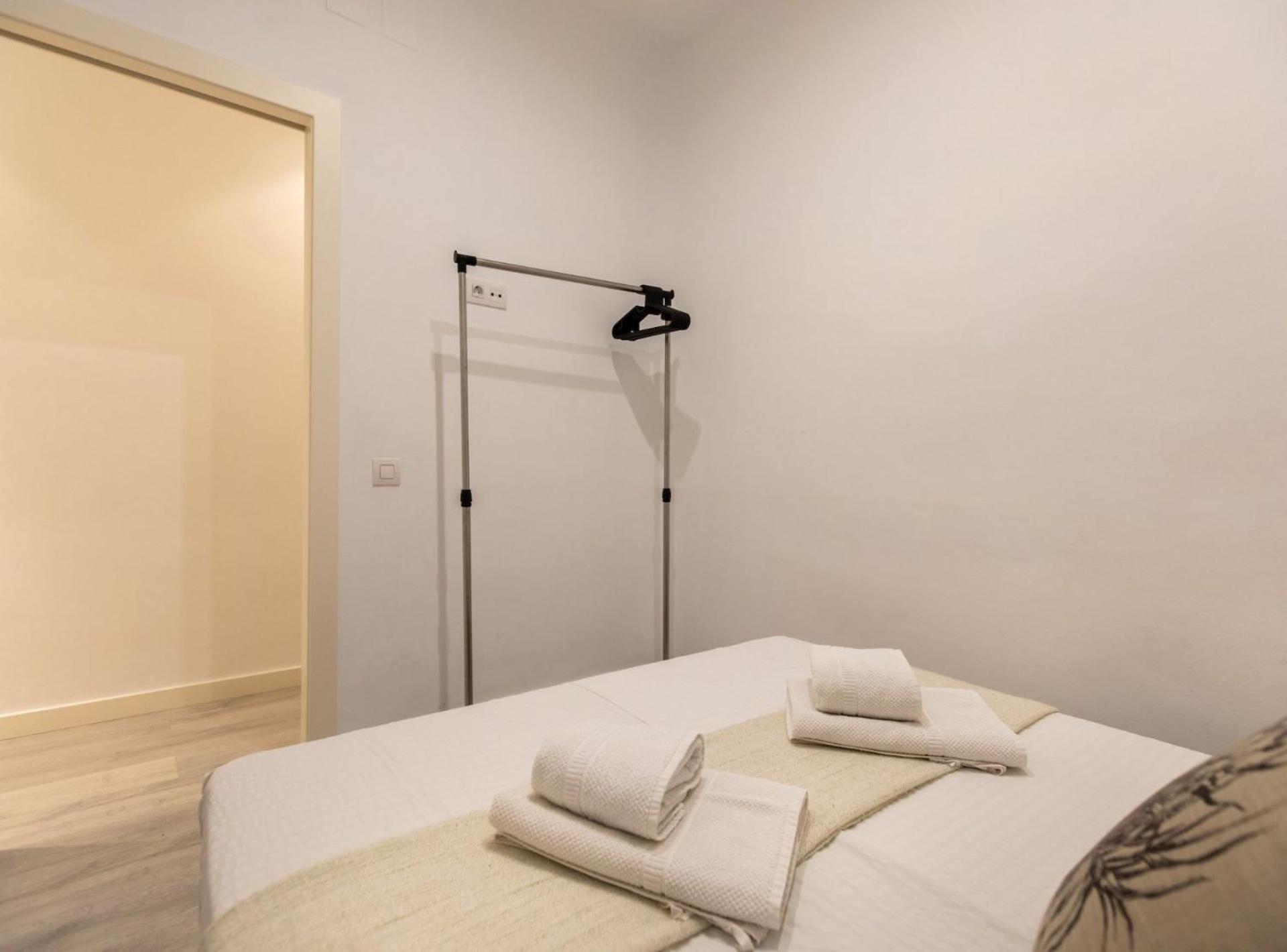 Pere Serafi 2 Bedroom Apartment Barcelona Exterior foto